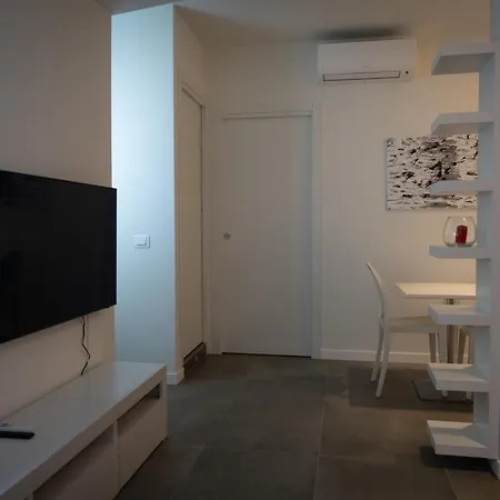 70 Luxury Collection 4*