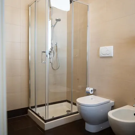 70 Luxury Collection