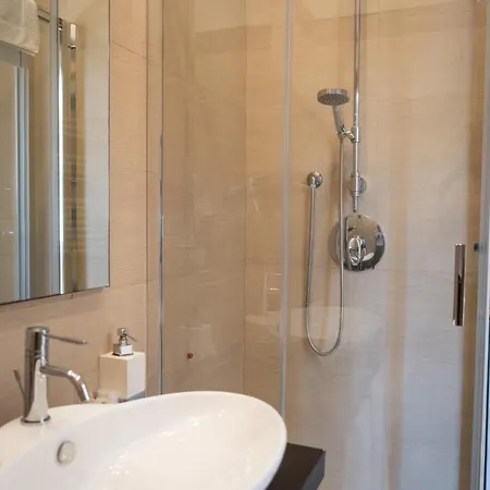 70 Luxury Collection Bed & Breakfast *
