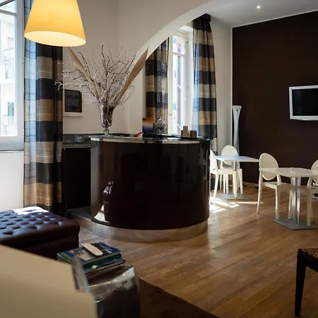 70 Luxury Collection