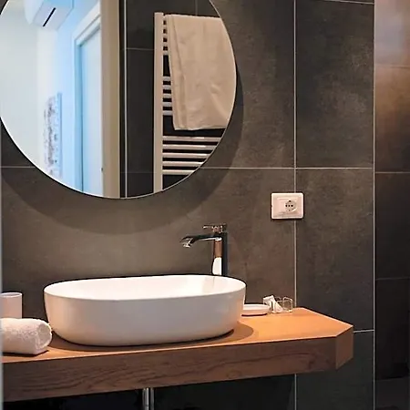 Alojamento de Acomodação e Pequeno-almoço 70 Luxury Collection 4*