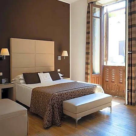 70 Luxury Collection 4* Reggio di Calabria