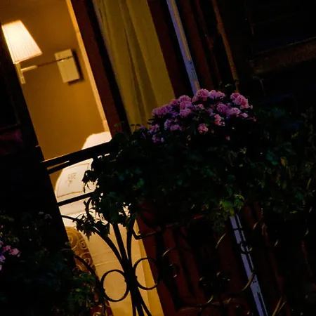 Bed & Breakfast 70 Luxury Collection