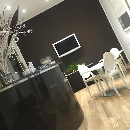 70 Luxury Collection *