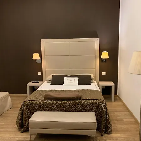 70 Luxury Collection * Reggio Calabria