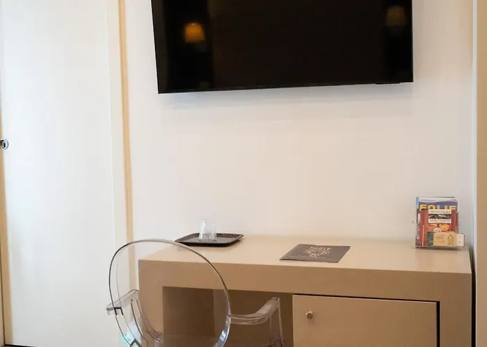 70 Luxury Collection 4* Reggio Calabria